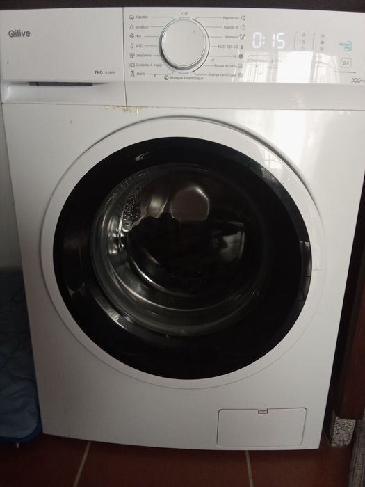 Máquina de lavar roupa Qlive