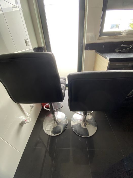 Conjunto de dois bancos