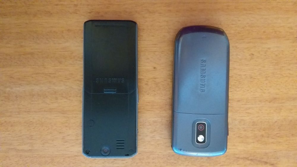 2 Telemóvel Samsung  para colecionadores - funcionam