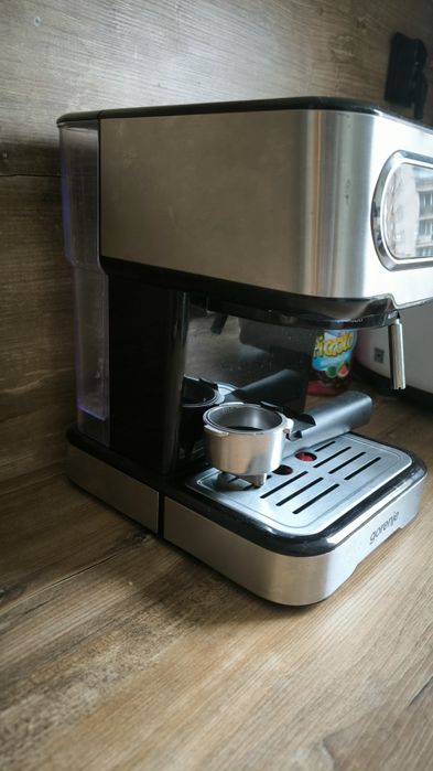 Ekspres do kawy  KOLBOWY GORENJE