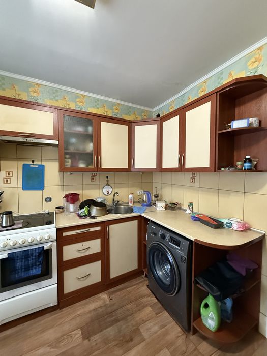 Продам 2 ком.кв Хортицкий район (Бабурка)