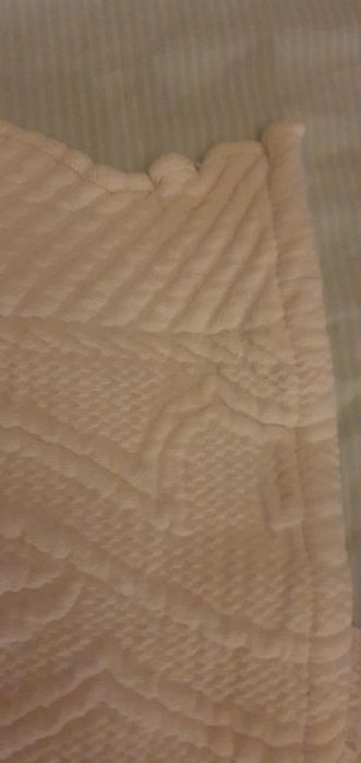 Colcha cm nova tons branca e azul