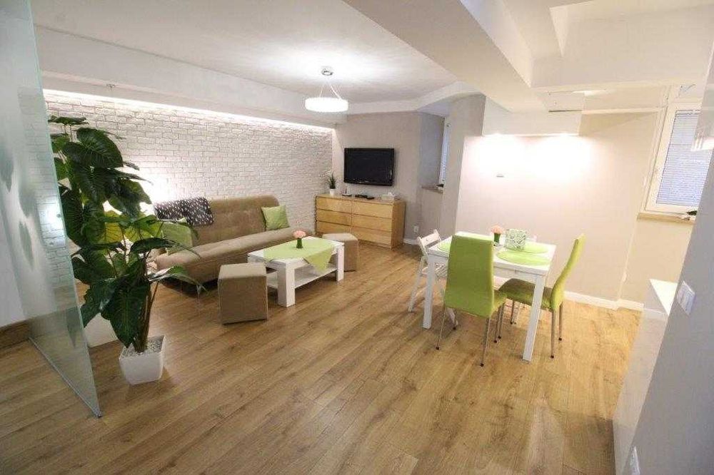 Tarłowska 6 - DUŻE STUDIO z wydzieloną sypialnią i ANEKSEM, 43m2, ŚCISŁE CENTRUM, PEŁNE AGD, OD 01.11.2026r.!!