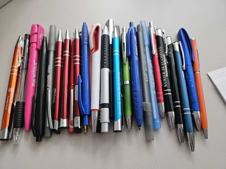 Zest długopisów mix 30 szt