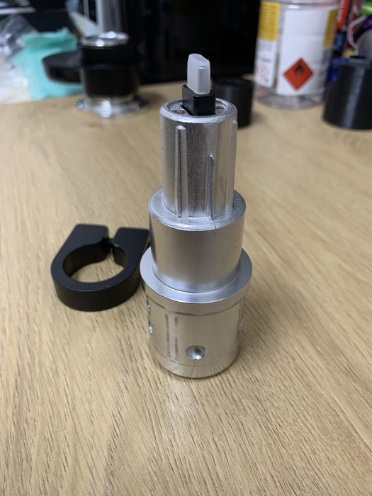 Fanatec Quick Release Base Side - QR164751983755907121