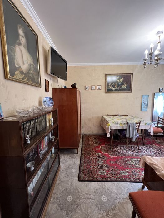 Сдам 4 х к дом на Комитетской ,квартира в 2 уровня с местом для авто