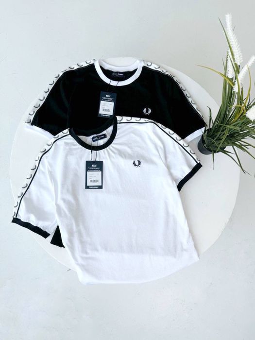 Футболка на лампасах Fred Perry