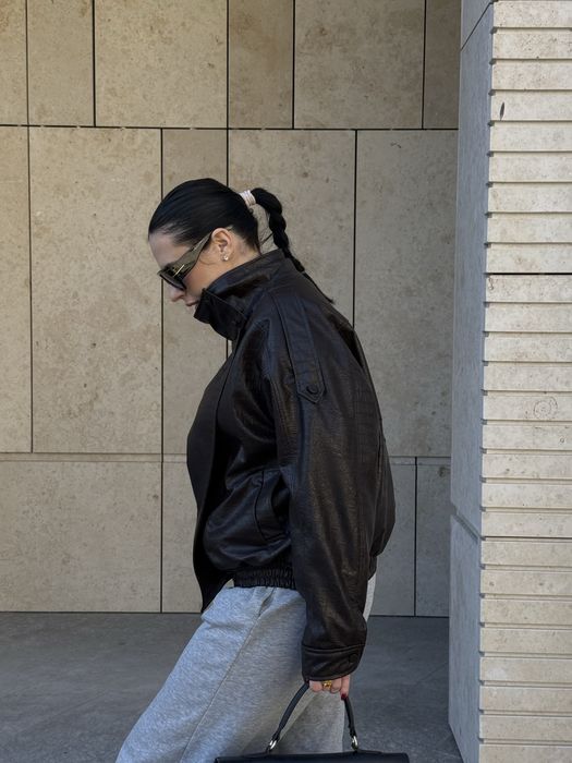 Шкіряна куртка алігатор