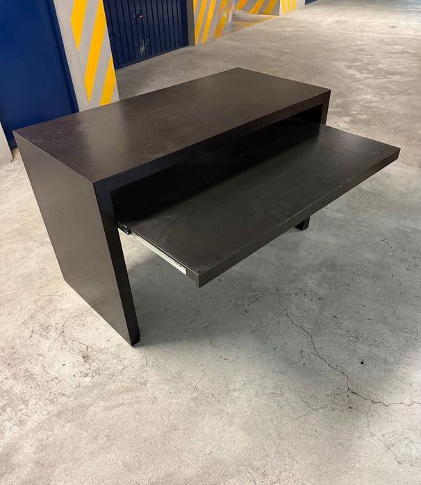 Secretária em madeira maciça