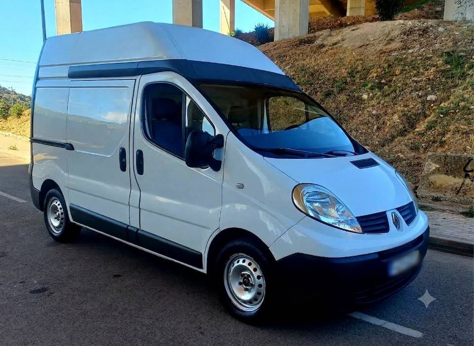 Renault Trafic 2.0 dci teto alto