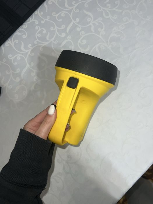 Ліхтарики налобний та ручний