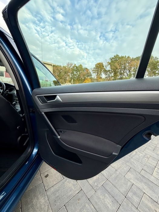 VW Golf 7 2.0 tdi дизель автомат офіцал гольф