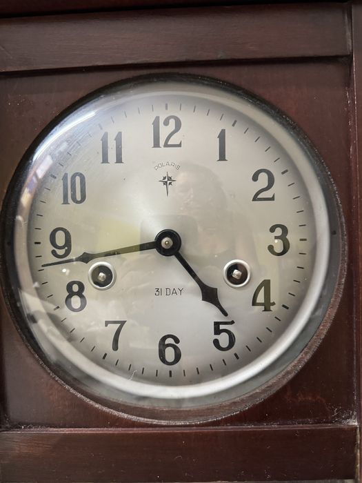 Relógio de parede antigo