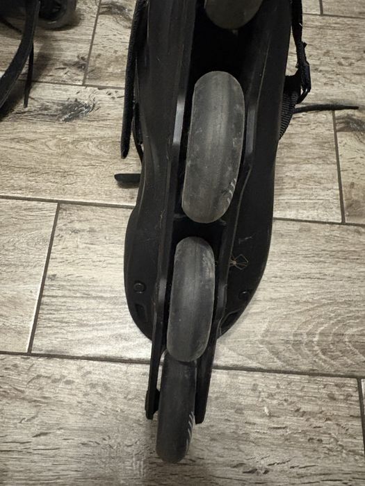 Rolki decathlon 44 rzomiar