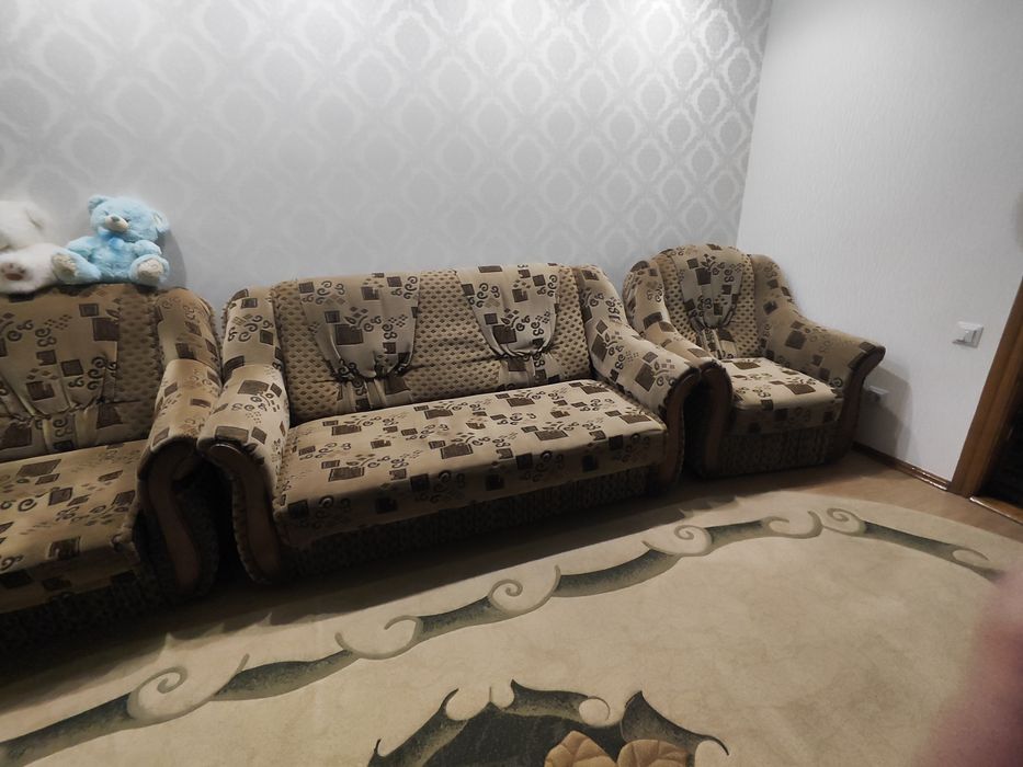 Диван + 2 крісла