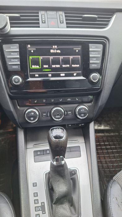 Skoda octavia a7 2.0 combi led