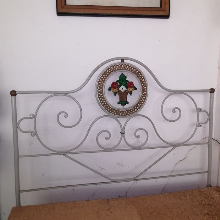 Cama De Ferro antiga