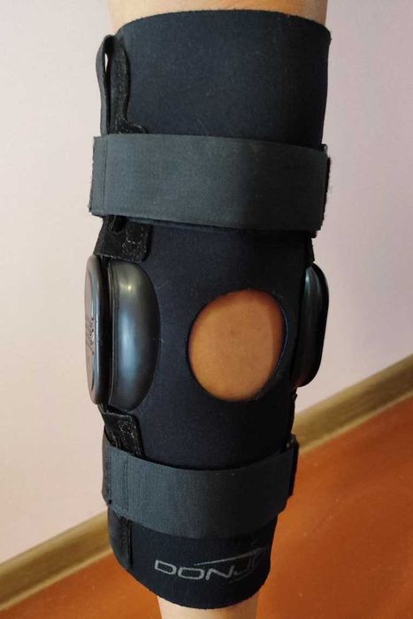 Ортез коленного сустава DONJOY (Мексика)