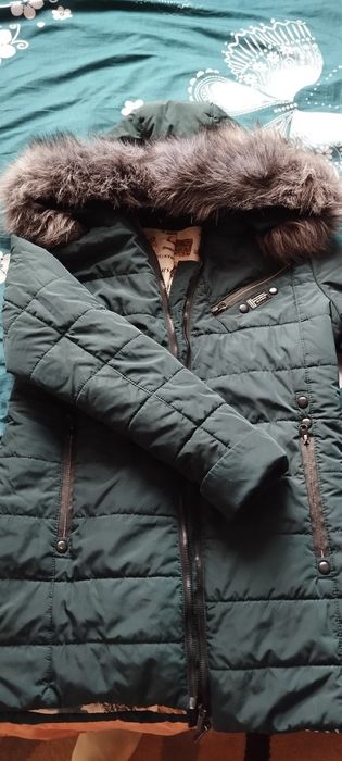 Продам куртку,в ідеальному стані