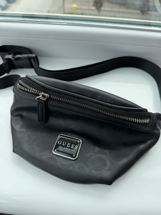 Сумка бананка Guess