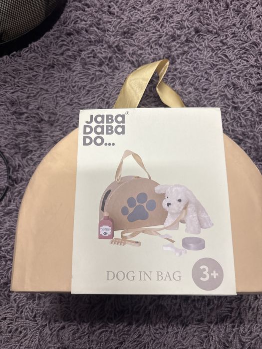 Piesek w walizce jabadabao