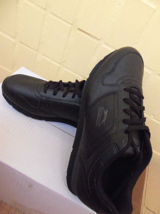 Шкіряні кросівки slazenger