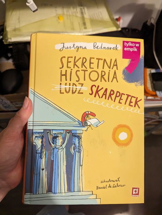 Sekretna historia skarpetek 1