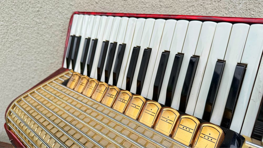 Akordeon Hohner Verdi V Musette