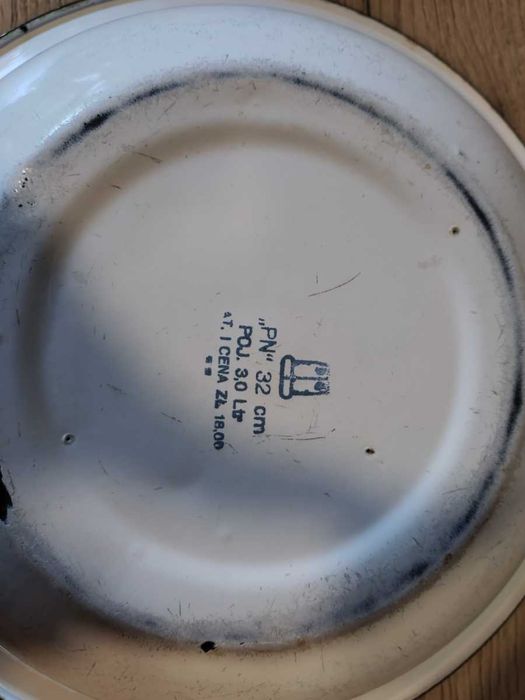 Stara duża emaliowana misa 3 sztuki PRL