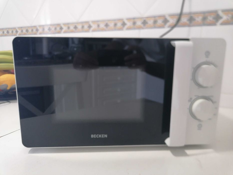Microondas Becken447389711153254401