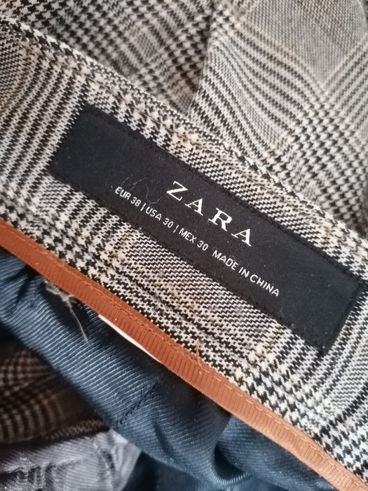 Spodnie marki ZARA