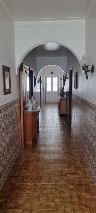 Moradia T4 em Santa Vitória – venda particular