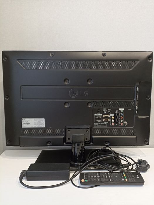Телевизор 26'' дюймов LG LED HDMI, VGA, SCART и др. входы телевізор 26