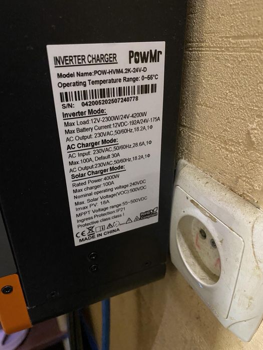 Инвертор PowMr POW-HVM4.2K-24V-D (4200W-24V / 2300W-12V, Max CH 100A, AC 100)