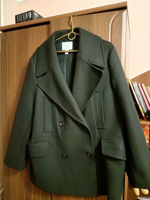 Дуже стильне пальто H&M