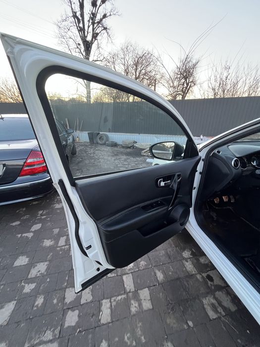 Ніссан кашкай+2 Свіжо пригнаний!!!