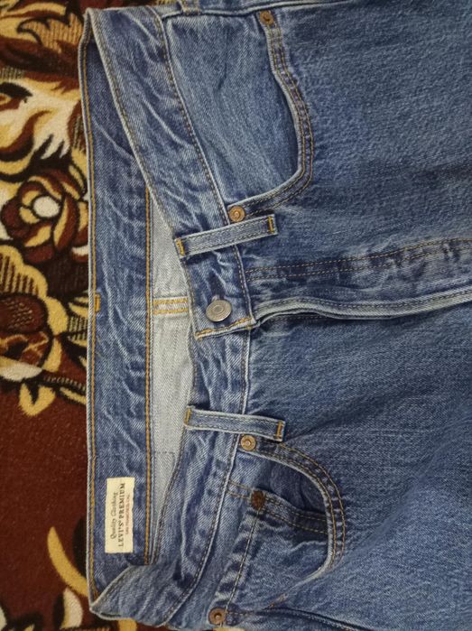Levi's  джинсы бойфренды