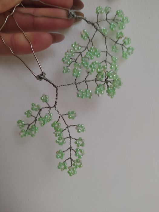 Гілочки з бісеру у волосся