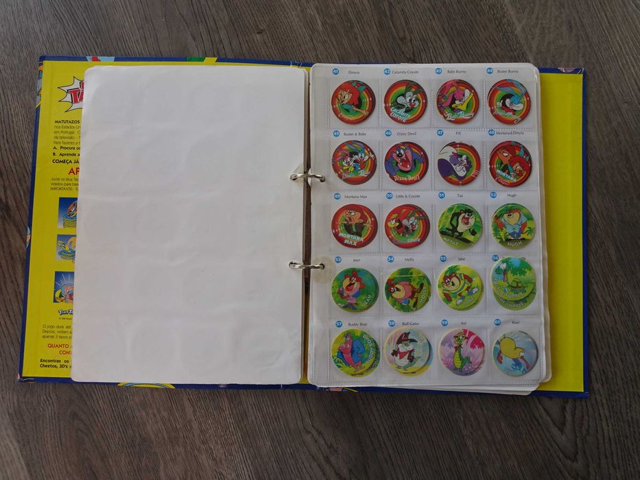 Antigo Dossier Matutano Matutazos com 139 Tazos