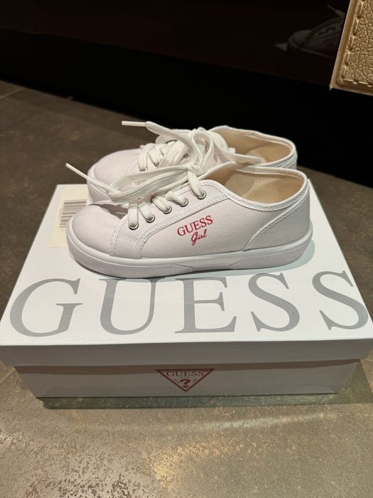 Обувь детская кеди для дівчинки Guess