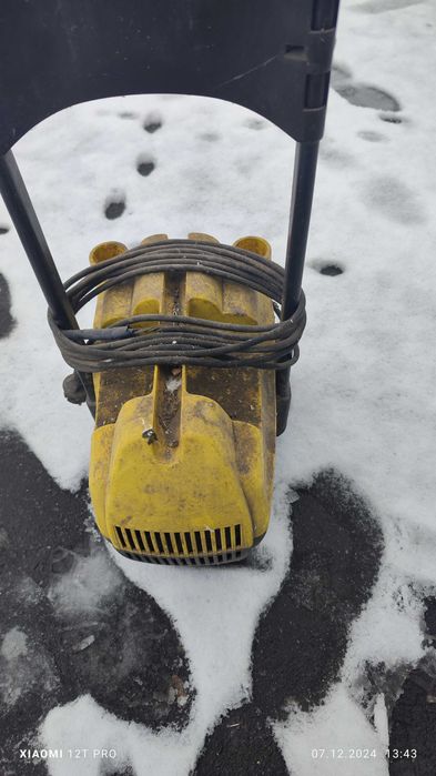 Продам Karcher бу