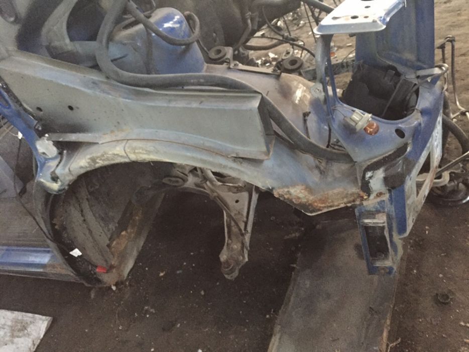 Ланжерон четверть кузов віто вито vito 638 розборка шрот Mercedes