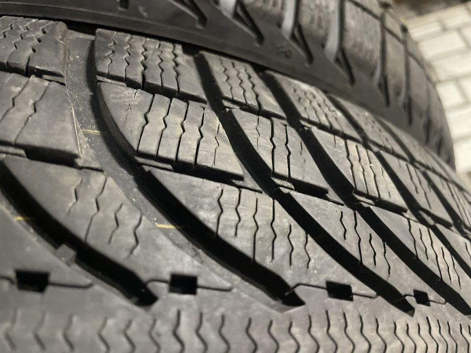 235/60 R18 Michelin Latitude Alpin LA2 (Резина,Автошини,Гума Б/У)