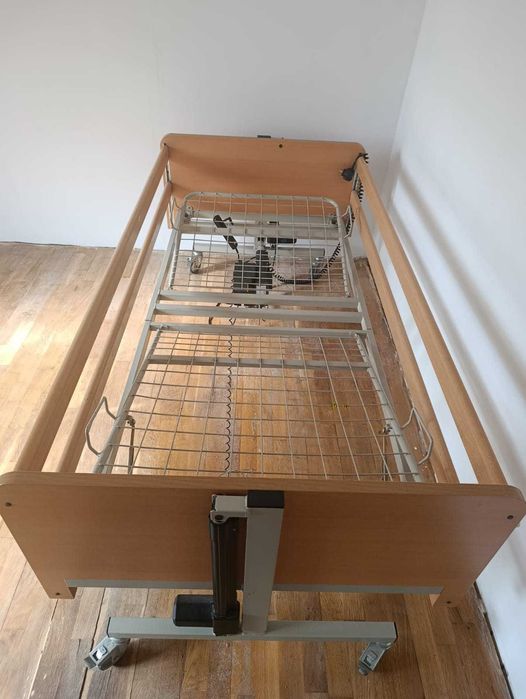Łóżko rehabilitacyjne elektryczne