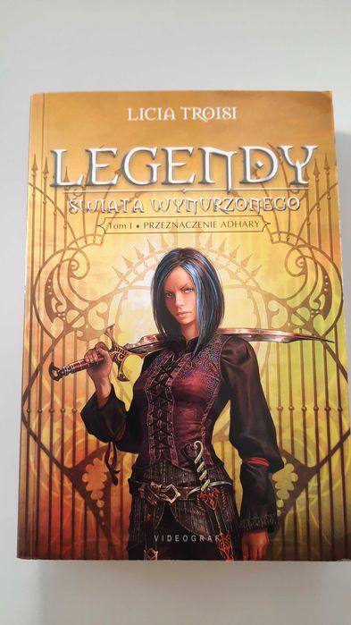 Legendy Świata Wynurzonego Tom 1 - Licia Troisi - Przeznaczenie Adhary