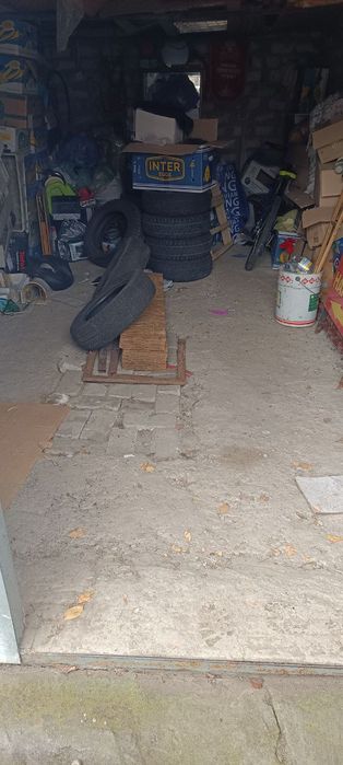 Продам гараж по улице Истомина