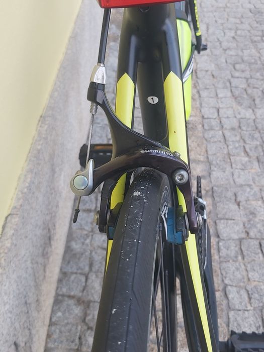 Bicicleta de Estrada QUER Carbono – Tamanho 52