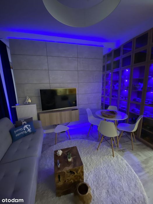 Apartament mieszkalny z balkonem i miejscem parkingowym.