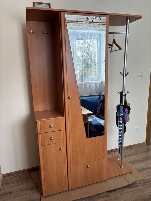 Szafa do przedpokoju