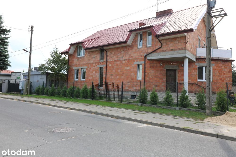 Dom Z Dużym Potencjałem Inwestycyjnym | Stoki | 290 M² | Działka 530M²
